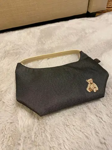 Ravi Ravi 곰 자수 블랙 핸드백