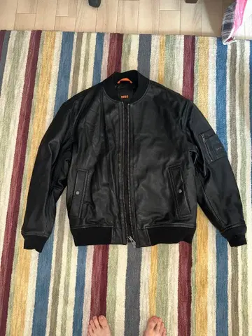 블랙 레더 봄버 자켓