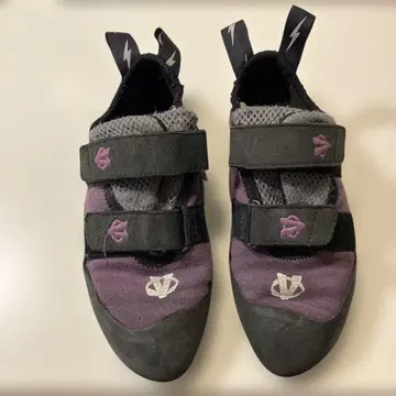 에볼브 evolv 클라이밍 신발 24cm