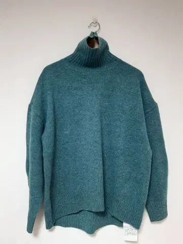 [ 미사용 ] 뷰티 앤 유스 터틀 니트