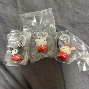 산리오 딸기 메지루시 액세서리 우사하나 키티 쿠로미 3개 세트