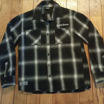 Bounty Hunter 체크 무늬 긴팔 셔츠 M 사이즈