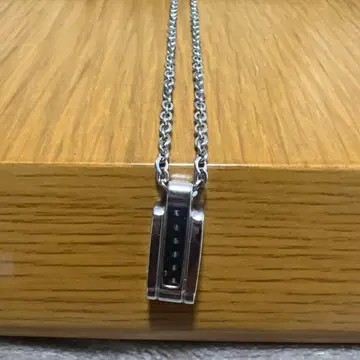 코란토츠테 실버 체인 목걸이