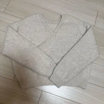 BABY LONE 털 길쭉한 니트