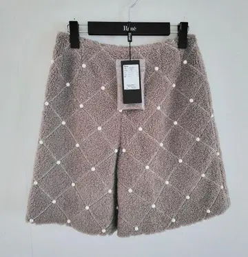 새상품 르네 브라운 퍼 숏팬츠 36