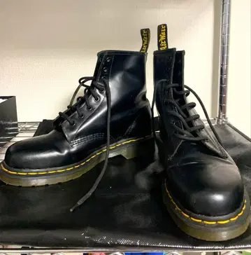 닥터마틴 8홀 27cm