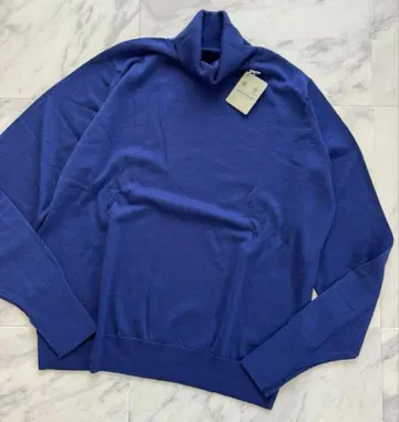 JOHN SMEDLEY 터틀넥 니트