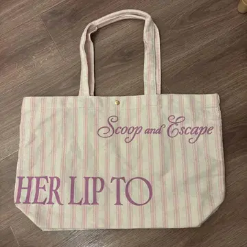 Herlipto Scoop and Escape Large Tote