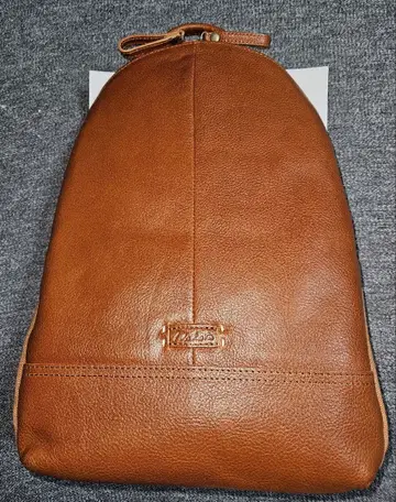 Dakota 브라운 가죽 백팩