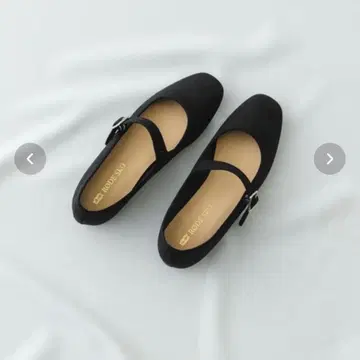 [ 미사용 새상품 ] RODE SKO 스트랩 발레 슈즈 블랙 박스 있음