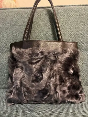 퍼 토트백 그레이, 블랙