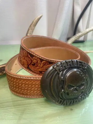 나의 라이더스 풀 카빙 벨트 H.D