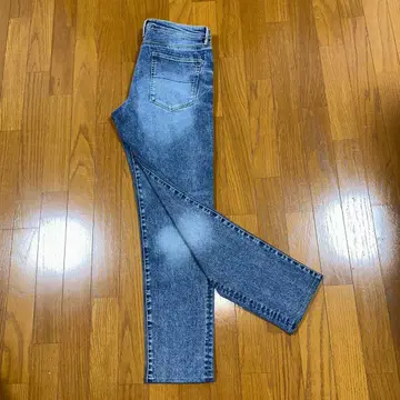 라이트 블루 스트레이트 데님