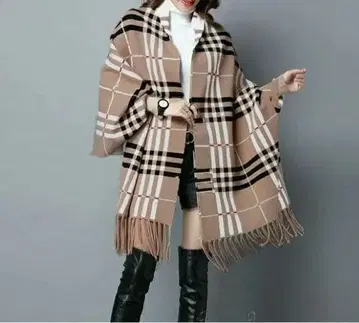 GRAND TABLE 그랜터블 판초 케이프 체크 베이지