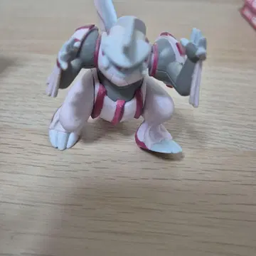 메가레쿠자 아르세우스 제크로무 피규어 세트