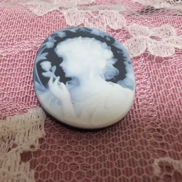 파란 스톤 카메오 루스