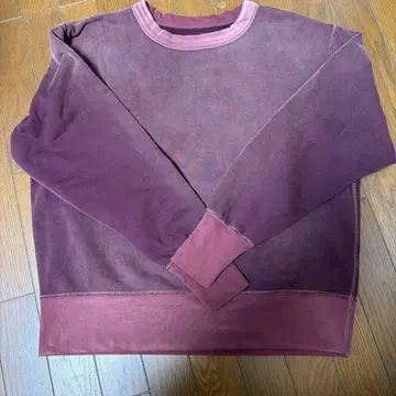 M.A.R.K.E.T. 퍼플 맨투맨 사이즈 3