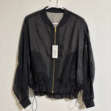 블랙 집업 자켓 RADIATE