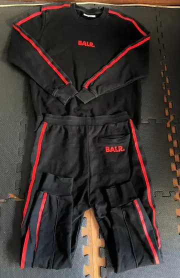 BALR 남성용 셋업 M 블랙 x 레드