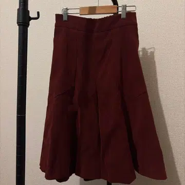 플레어 가우초 팬츠 버건디 & 스커트 다크 그린 세트