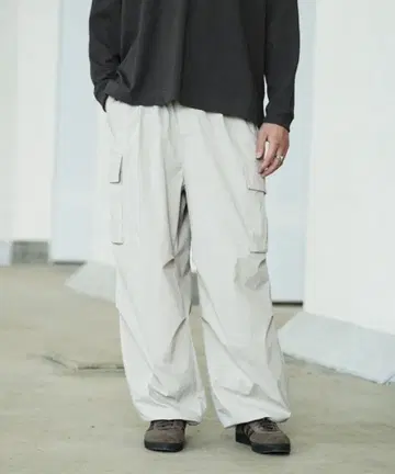 새상품 WYM UTILITY TECH CARGO 카고 팬츠 M