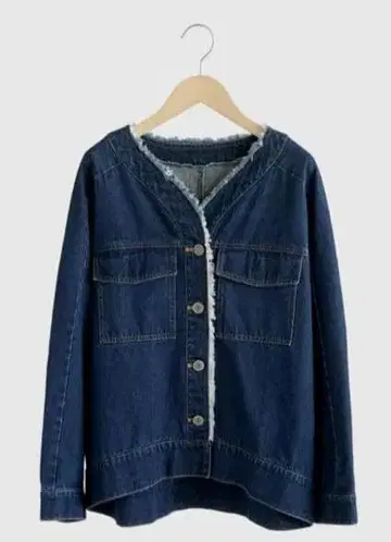 이번 시즌 FIKA. 노카라 프린지 데님 자켓 블루 야마다야