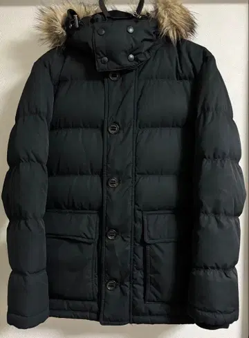 다운 자켓 블랙 블랙 컬러 유니클로 UNIQLO