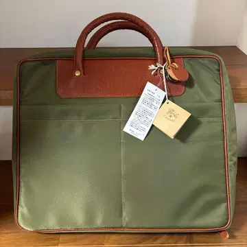 IL BISONTE 비즈니스 백 올리브 그린