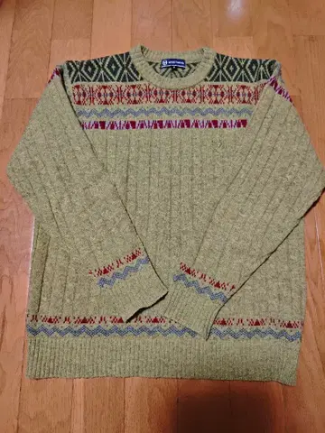 [새상품급] Sergio Tacchini M 사이즈 니트 스웨터