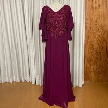 롱 컬러 드레스 스테이지