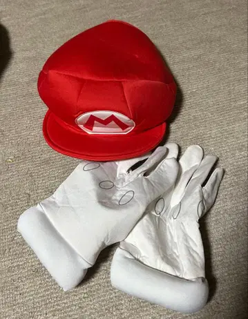 마리오 캡과 장갑 세트