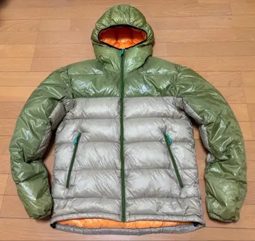 마운틴 이큅먼트 다운 자켓 사이즈 M