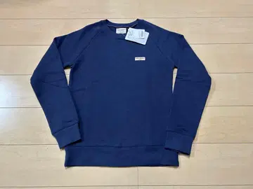 [ 미사용 새상품 ] Nudie Jeans 맨투맨 XS