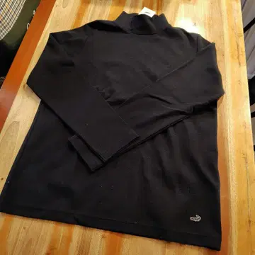 크로커다일 무지 하이넥 티셔츠