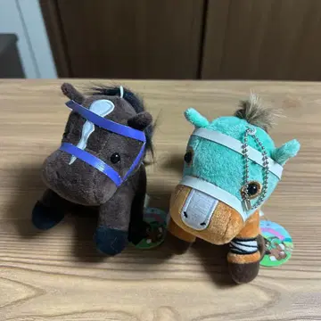 말 봉제 인형 세트 앉은 경주마