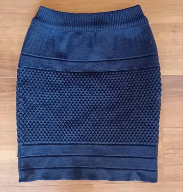 저널 스탠다드 구매 S.N.S. Herning 니트 스커트