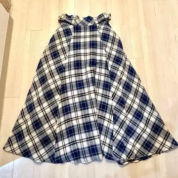 *새상품* Noela 체크 무늬 롱 스커트