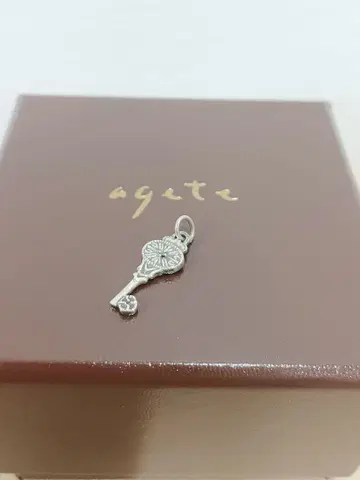 agete 열쇠형 실버 참 약 2.5cm