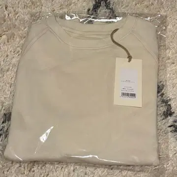 휴일과 시 휴일의 래글런 맨투맨