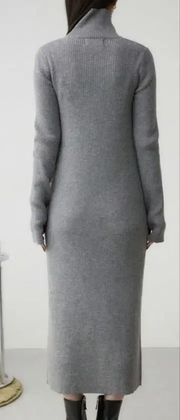 그레이 니트 롱 원피스 하이넥