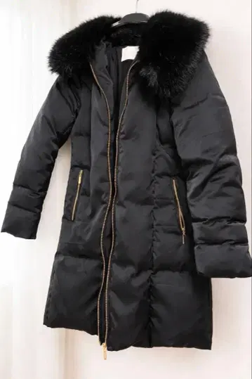 etimy 퍼 달린 다운 자켓 블랙