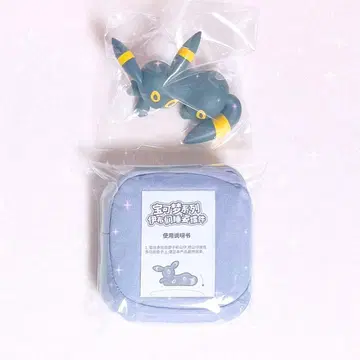 포켓몬 블래키 피규어