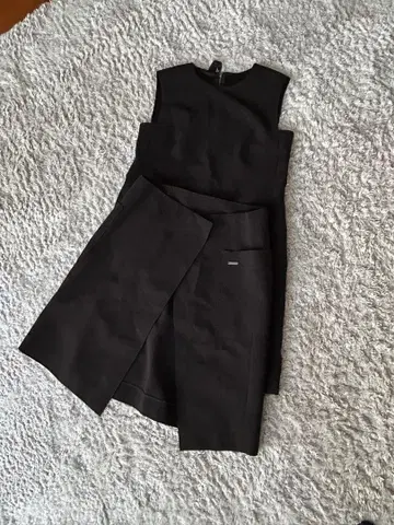 슬리브리스 무릎 기장 원피스 랩 스타일 폭시 귀중 FOXEY