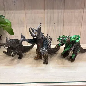 울트라 괴수 소프트 비닐 피규어 3개 세트 묶음 판매