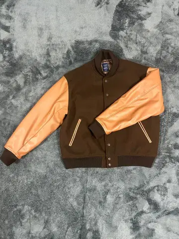 [착용 수회] 브라운 바시티 자켓 현행