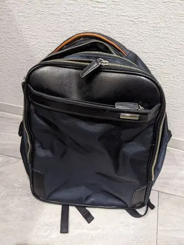 Samsonite 비즈니스 백팩 새상품급