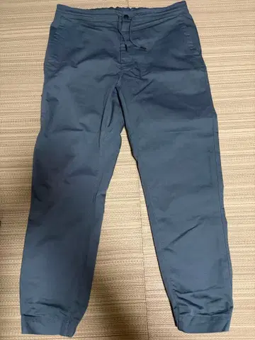 Patagonia 치노 팬츠 허리밴딩 약간 파랑빛 도는 그레이