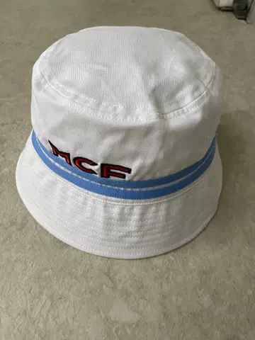 미사용품 MCF 배색 로고 버킷 햇 화이트