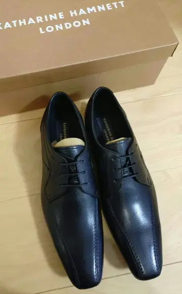 KATHARINE HAMNETT 블랙 드레스 신발