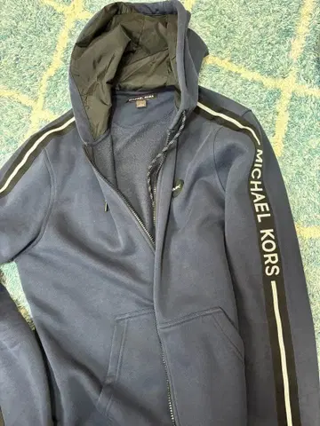 MICHAEL KORS 네이비 풀 집업 후드티 L 사이즈